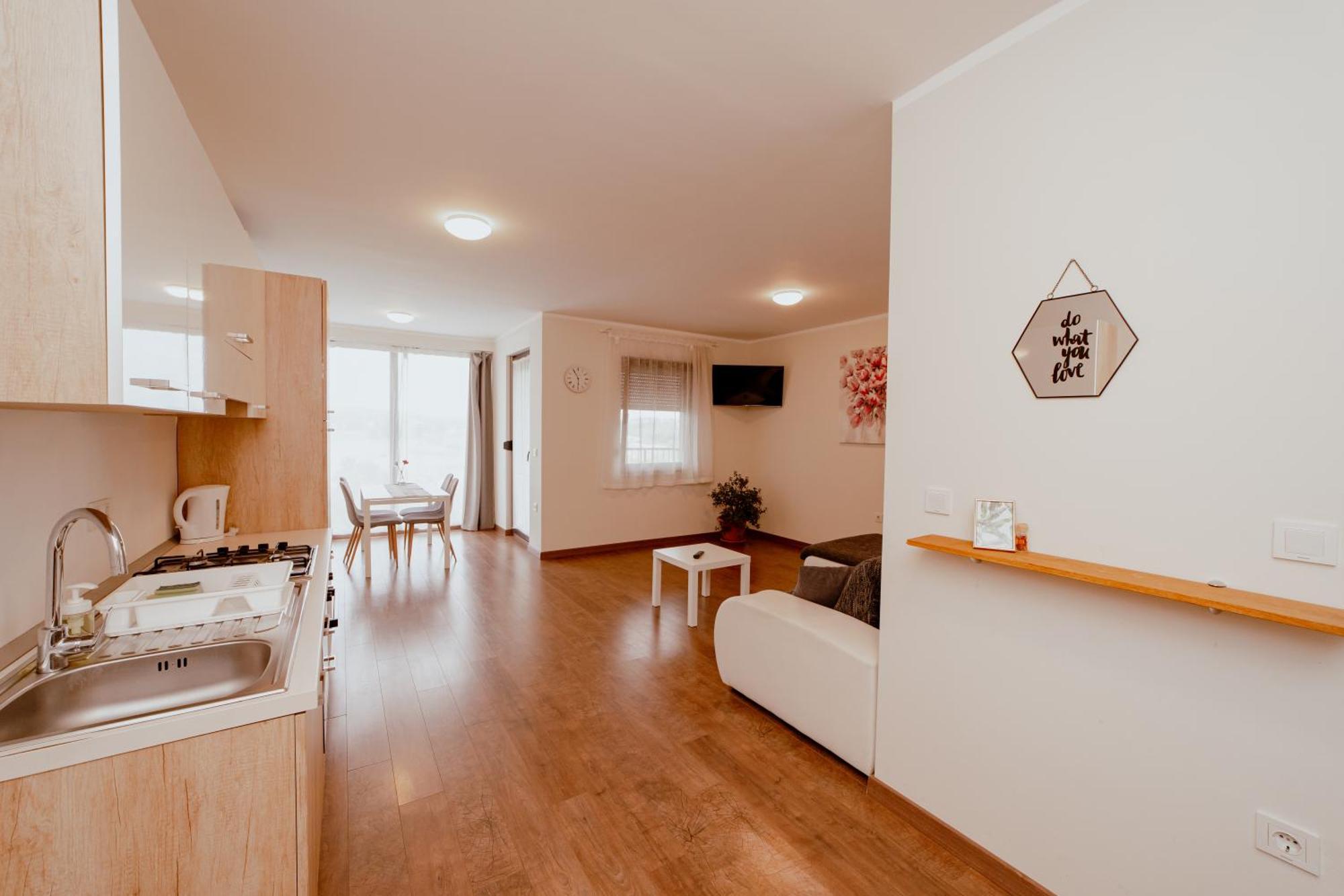 Jankovi Dvori Hotel Rakovica Eksteriør billede